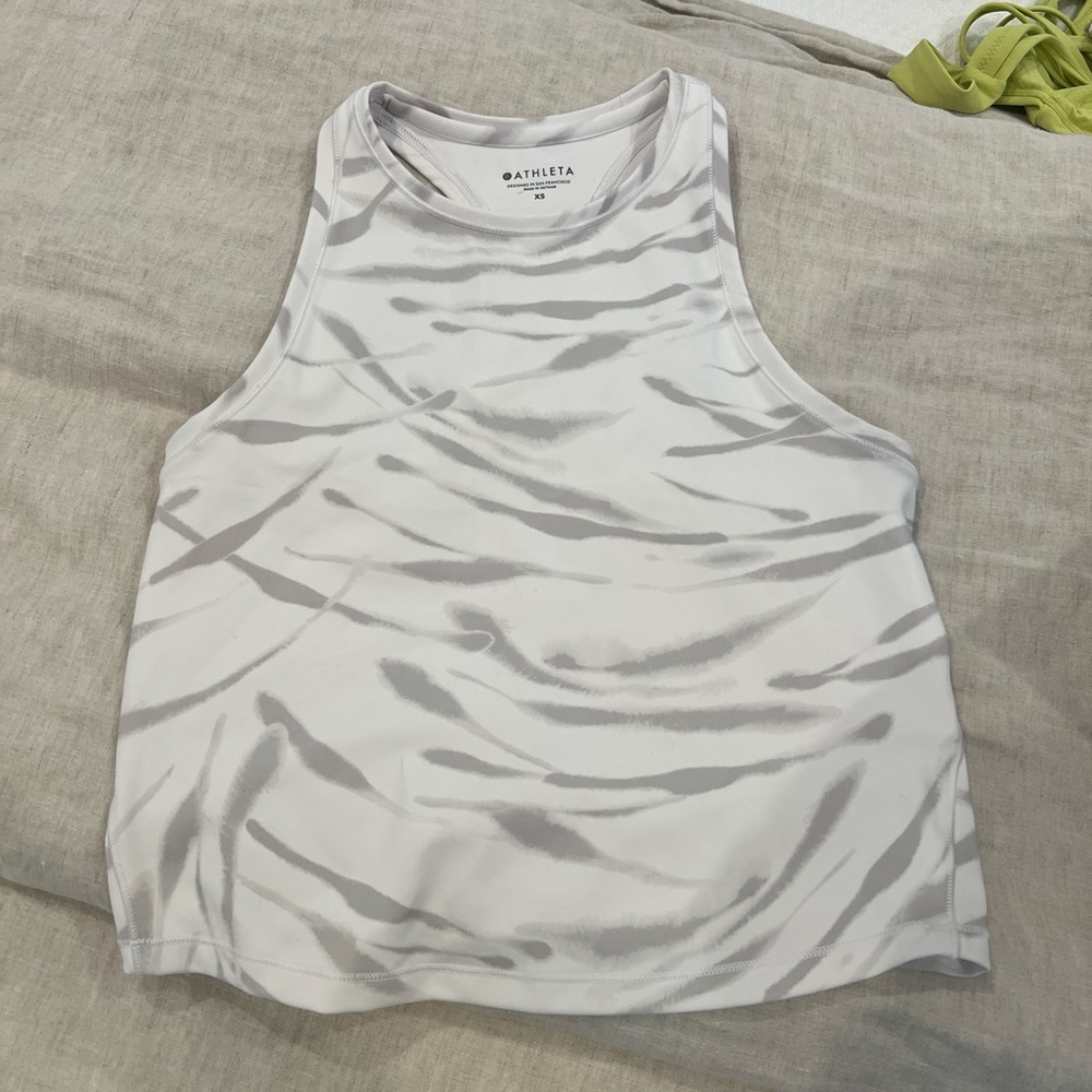 White ATHLETA tank top size XS